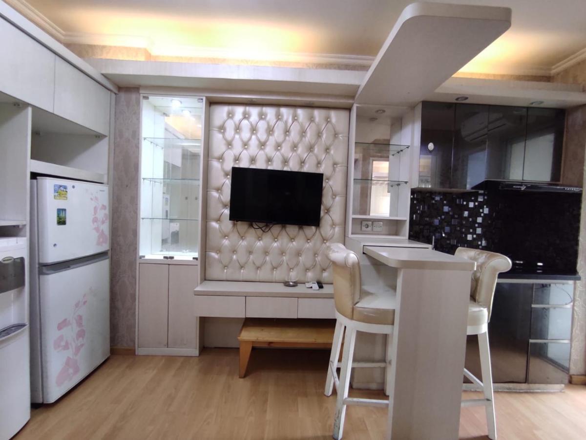 Apartemen Bassura City By Globy Property Jakarta Exterior foto